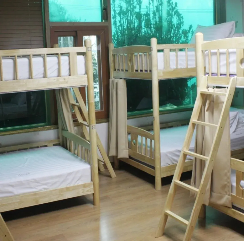 Bed in Dorm (male dorm)