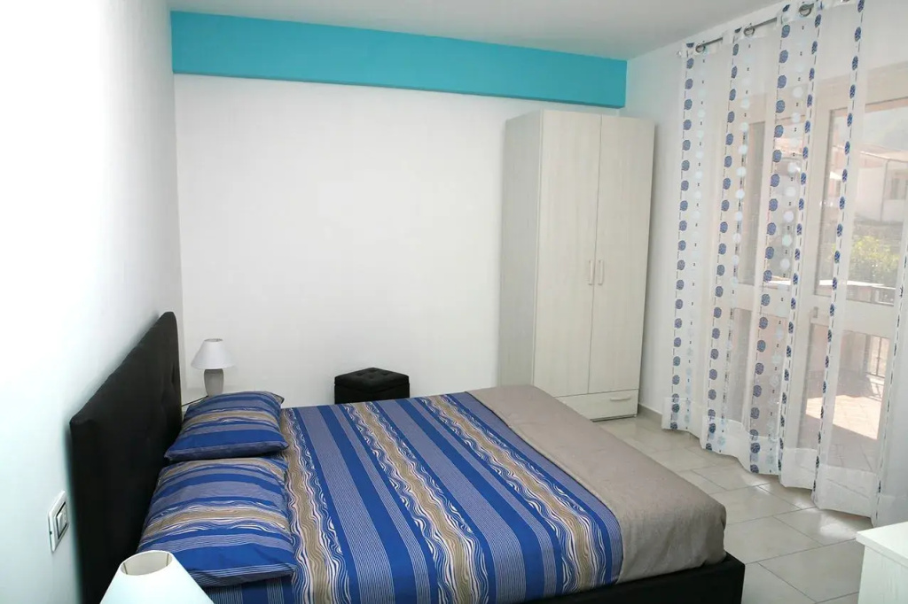 Standard Double room with sea view (full double bed)