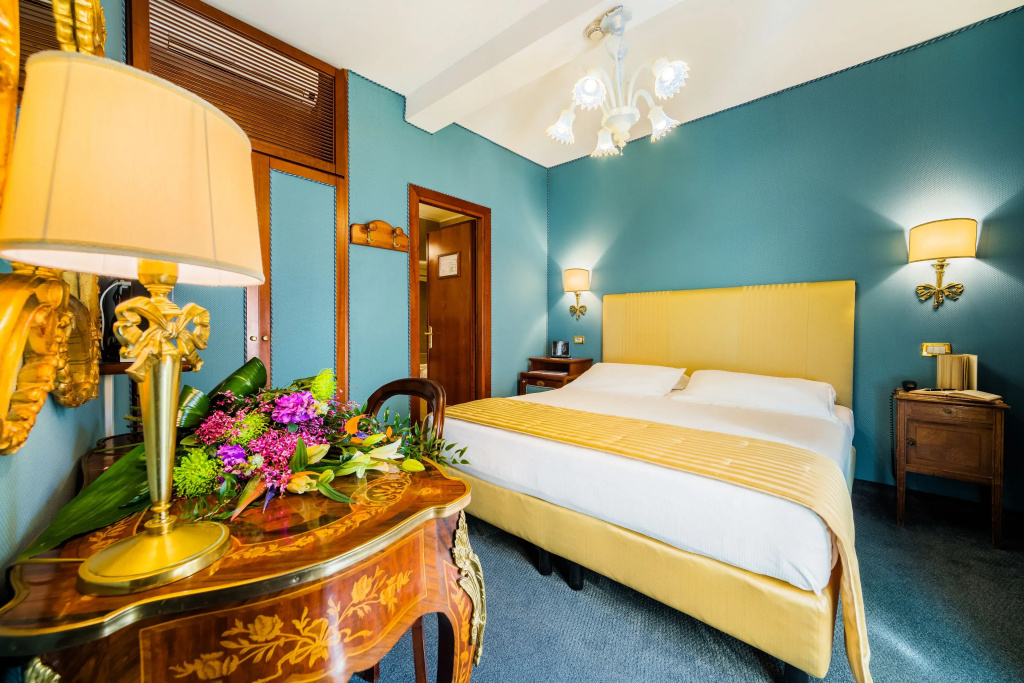 Standard Double room (full double bed)