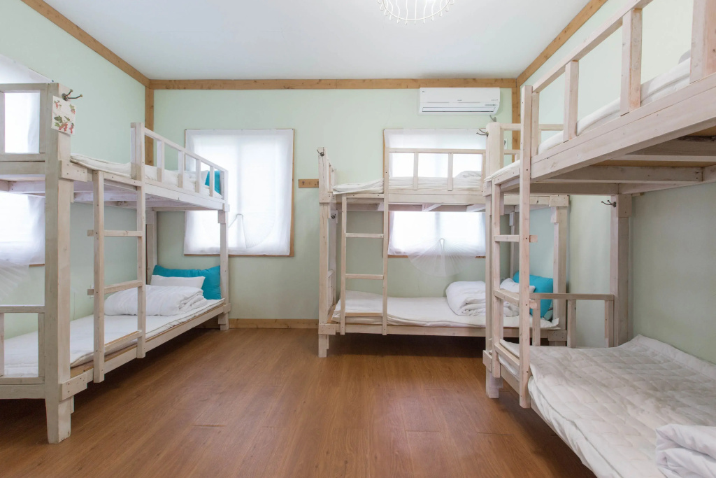 Bed in Dorm (male dorm)
