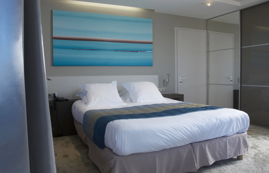 Superior Double room with sea view (full double bed)