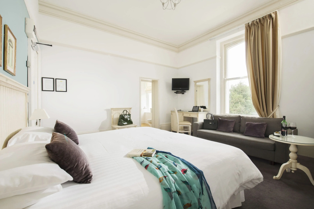 Standard Family room