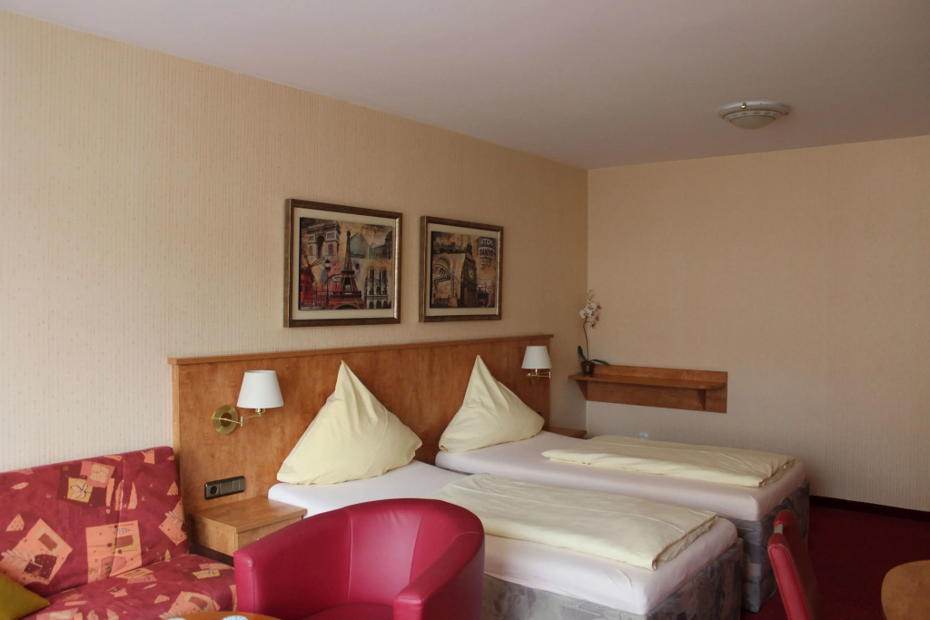 Comfort Double room with balcony (full double bed)