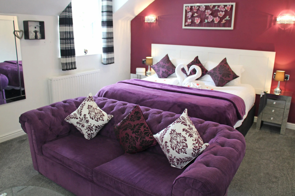 Standard Double room (full double bed)