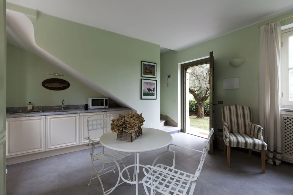 Deluxe Double Apartment full double bed