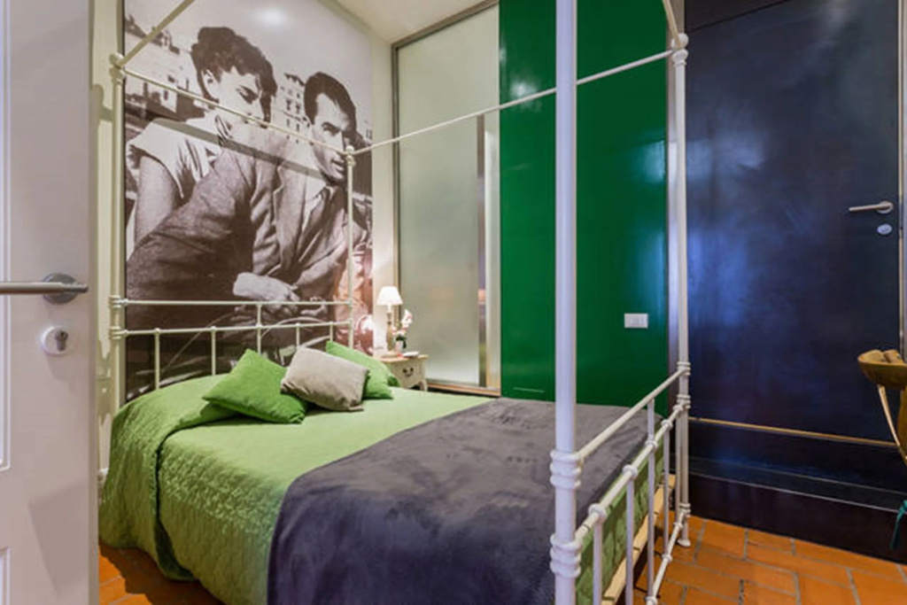 Economy room
