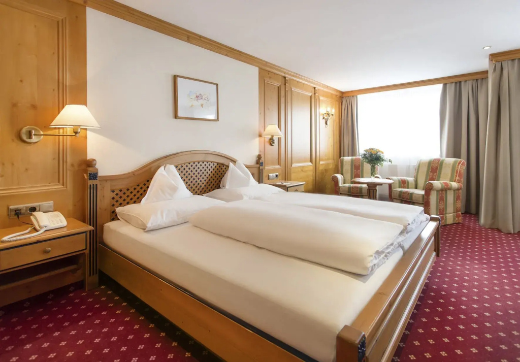 Standard Double room (full double bed)