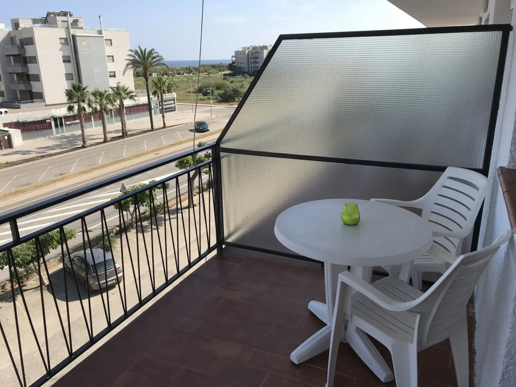 Deluxe Double room with balcony and with sea view (full double bed)