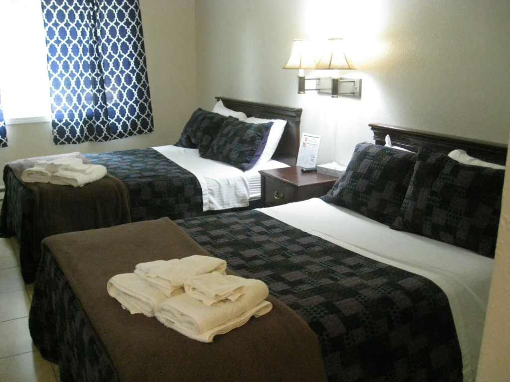 Deluxe Quadruple room