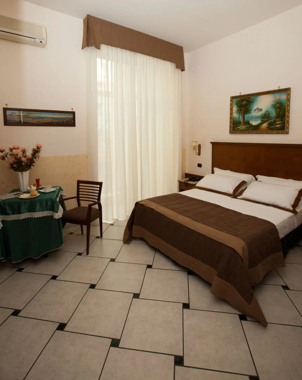 Standard Double room (full double bed)