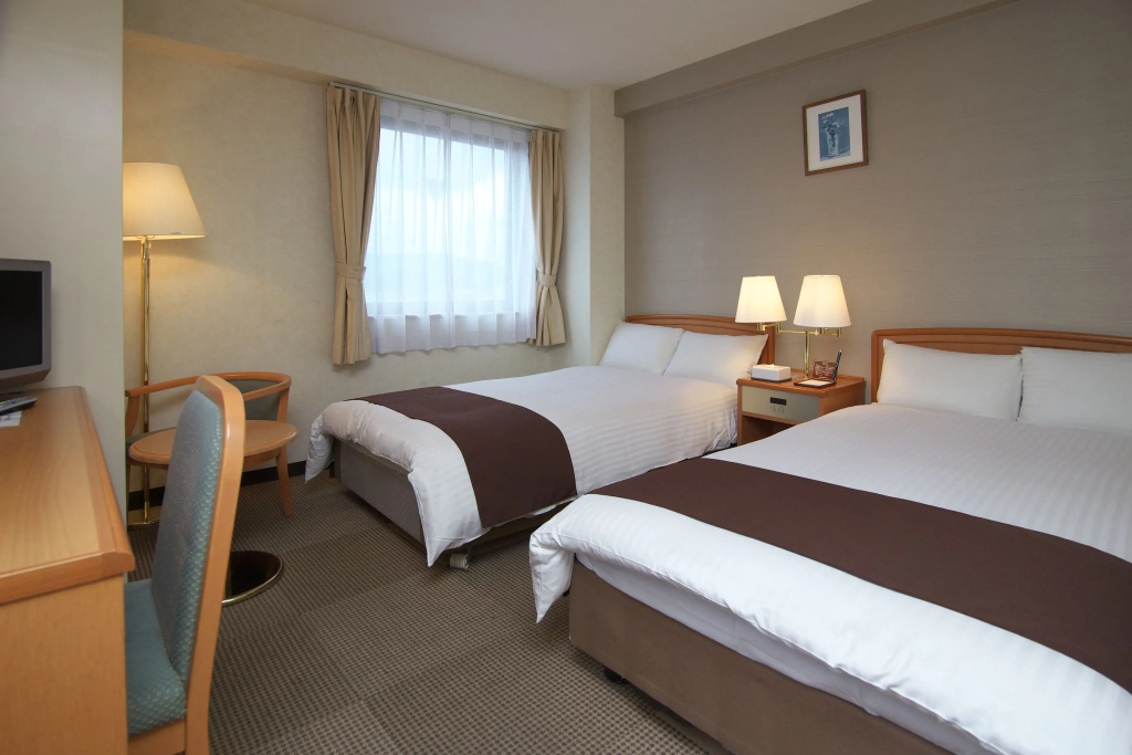 Toyooka Sky Hotel - Chambres