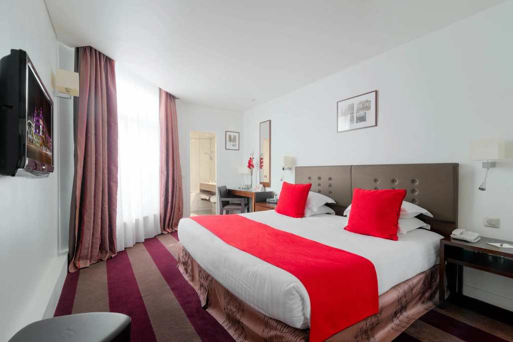 Superior Double room (full double bed)