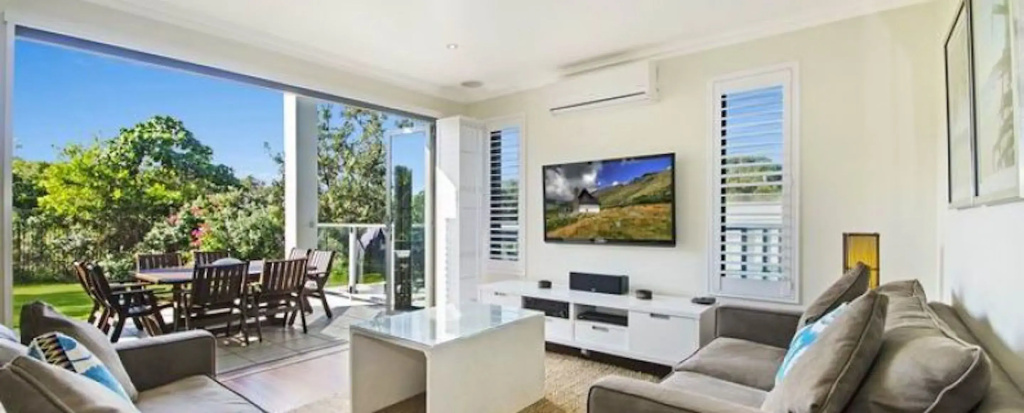 4 Bedrooms Luxury Cottage