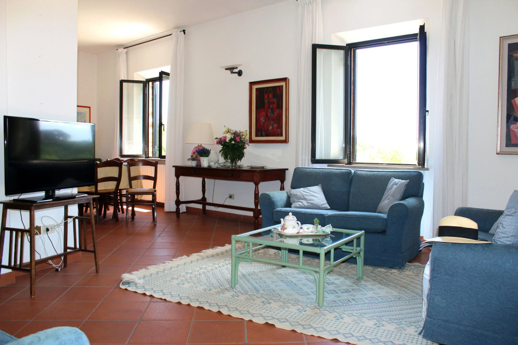 3 Bedrooms Villa