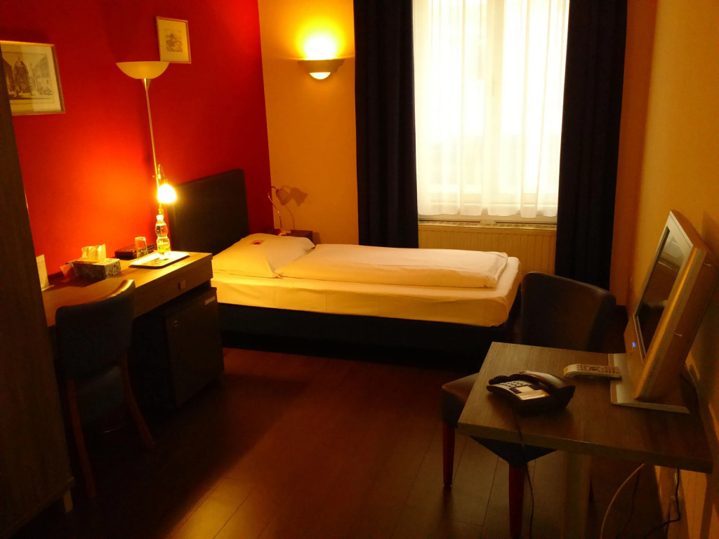Standard Single room