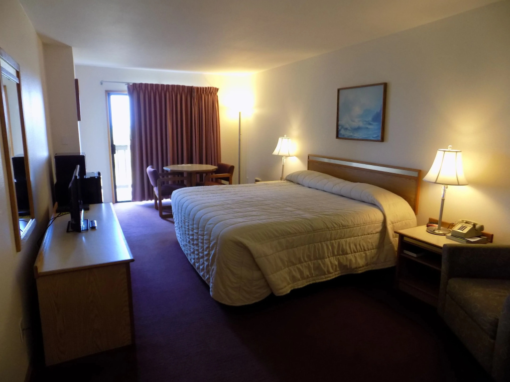 Standard Double room (full double bed)