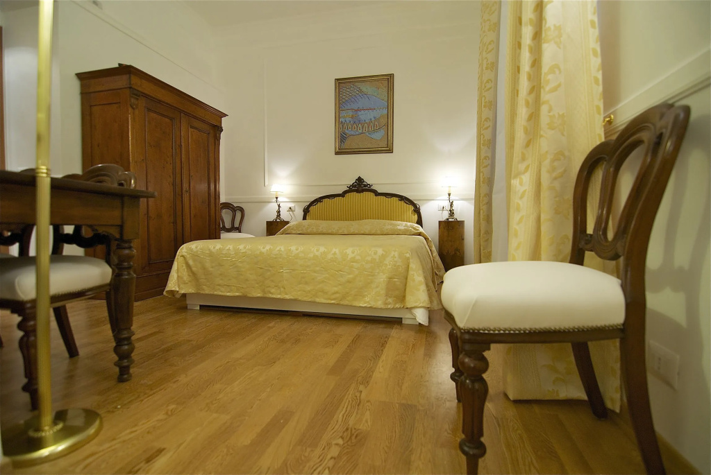 Standard Quadruple Family room