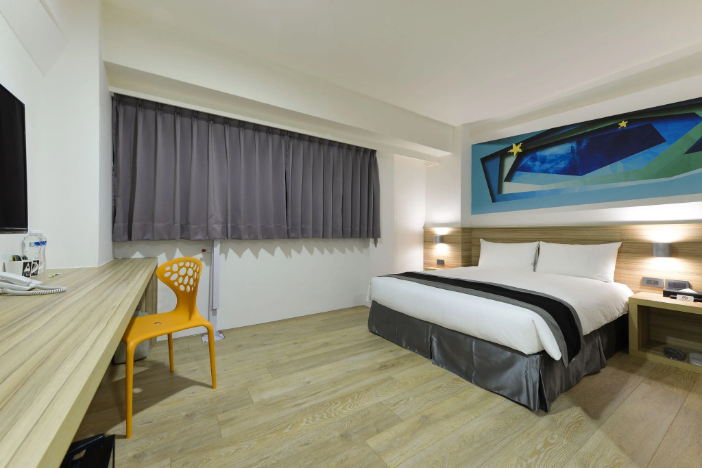Superior Double room (full double bed)