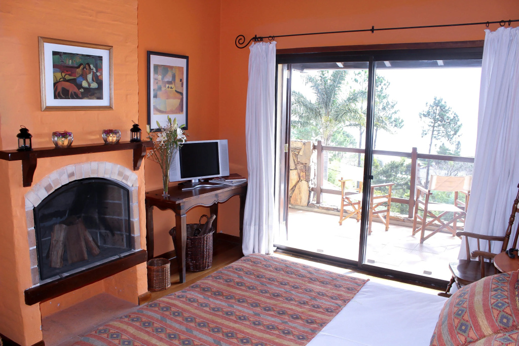 Standard Double room with balcony full double bed