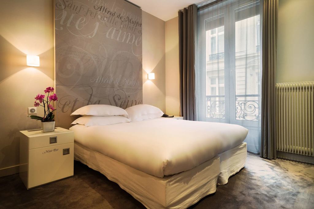 Superior Double room (full double bed)
