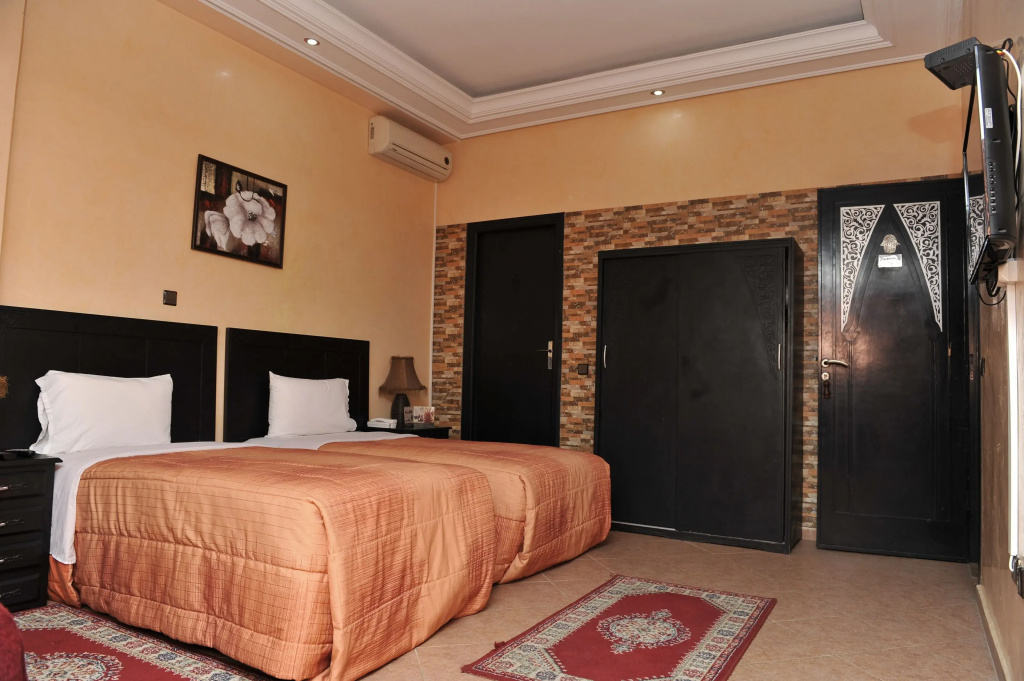 Standard Double room (full double bed)
