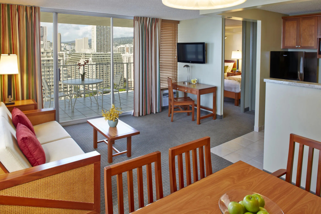 Pacific Monarch Hotel - Chambres