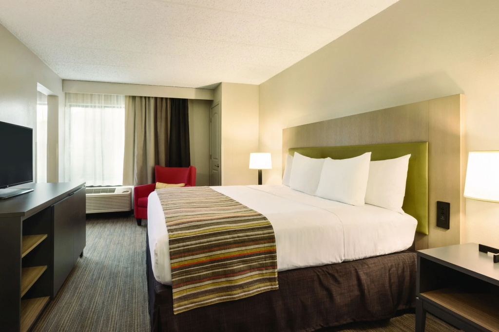 Standard Double room (full double bed)