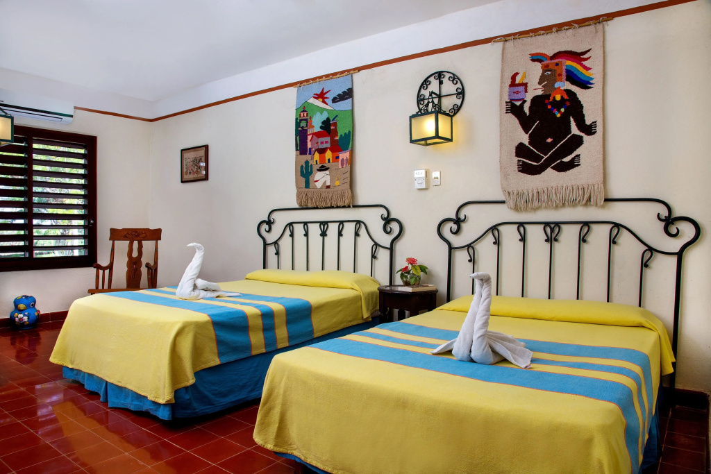 Standard Double room (full double bed)