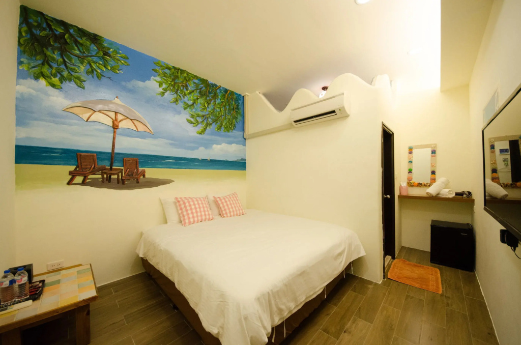 Standard Double room (full double bed)