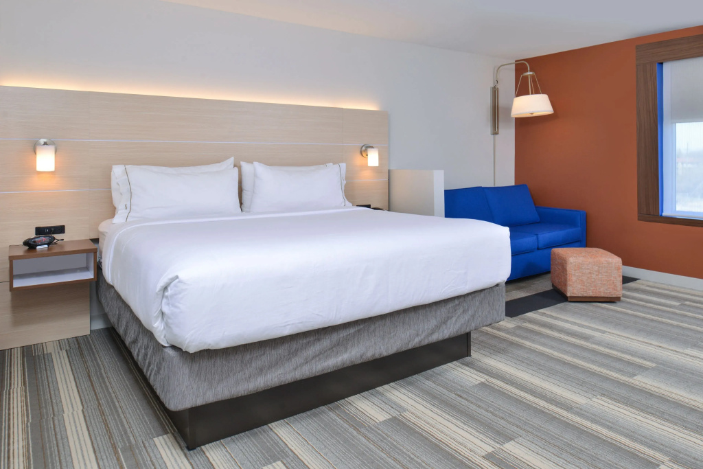 Holiday Inn Express & Suites Farmington Hills - Detroit by IHG - Chambres
