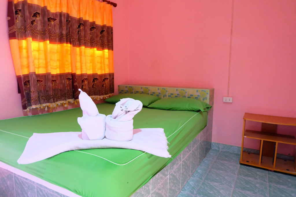 Standard Double room (full double bed)