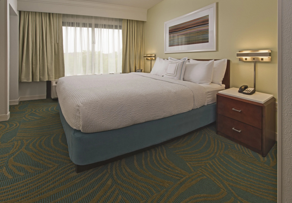 Double Suite (full double bed)