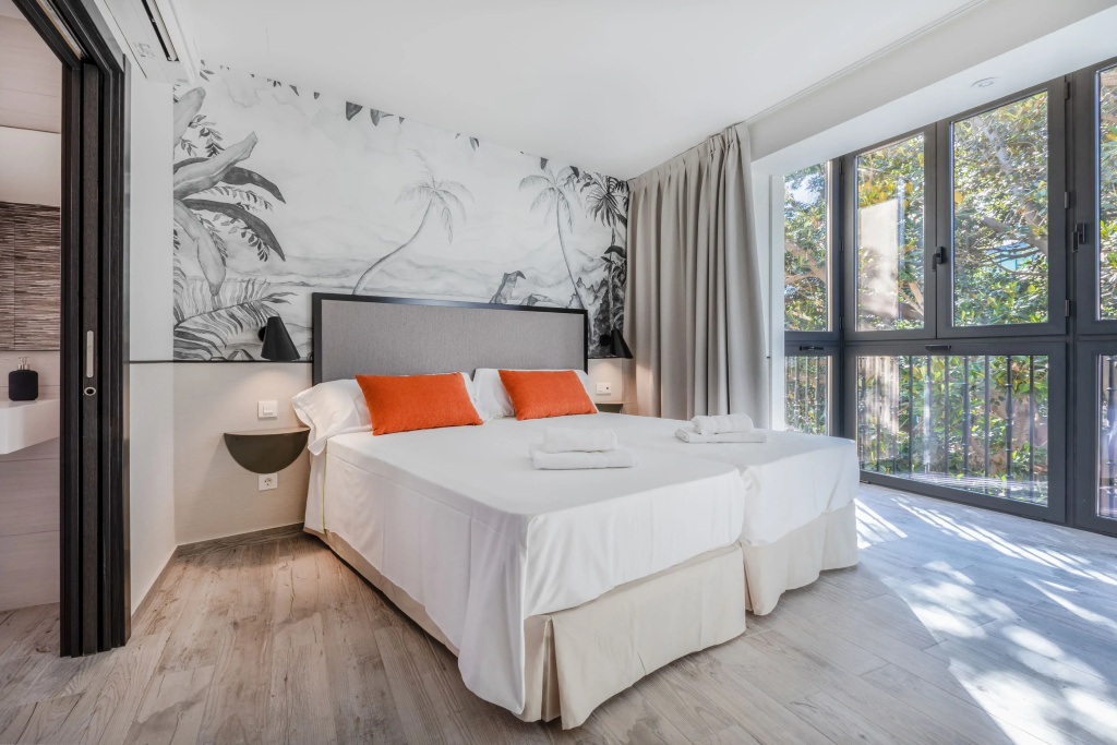 2 Bedrooms Superior Apartment