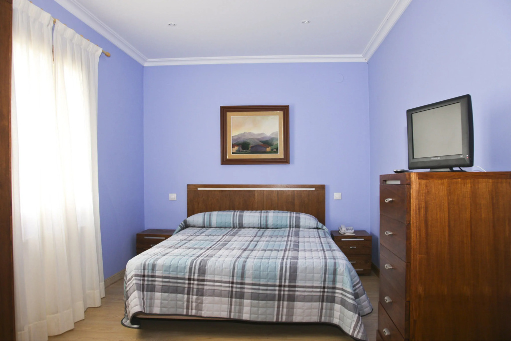 Economy Double room (full double bed)