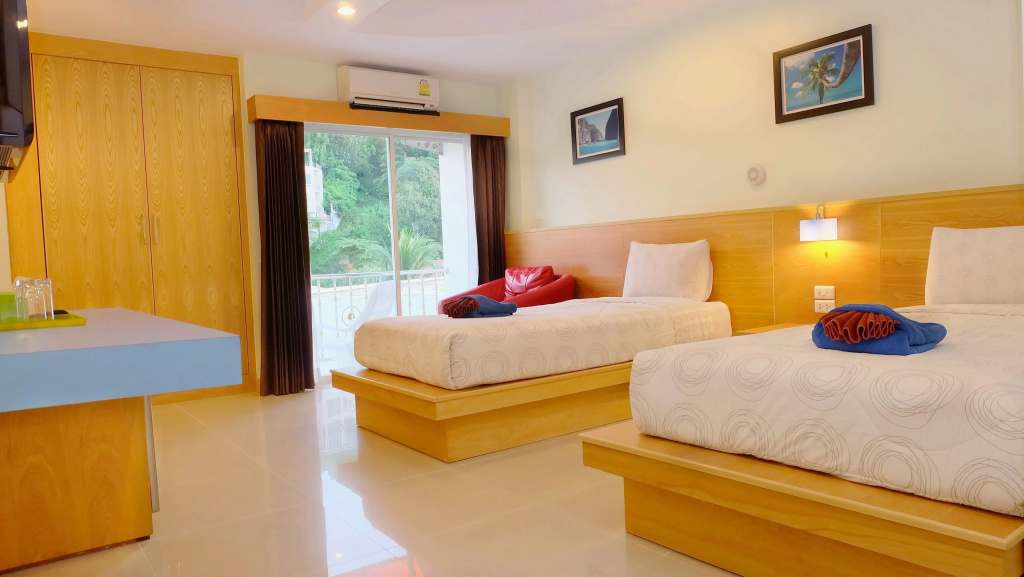Superior Double room with partial ocean view (twin beds)