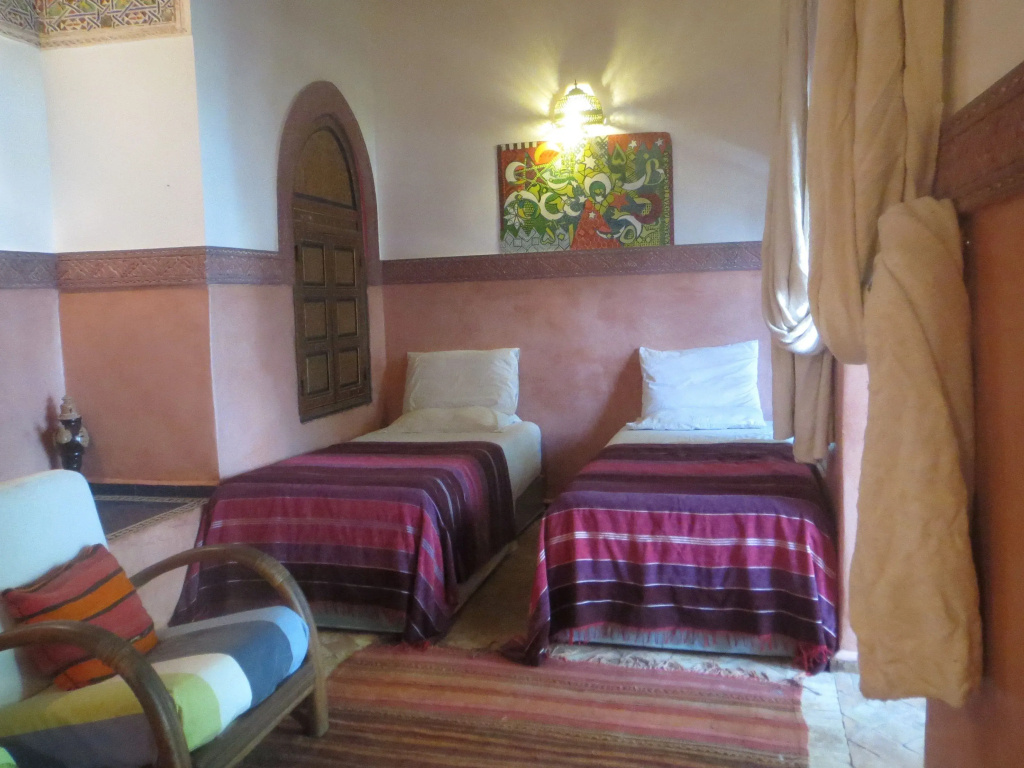 Comfort Double room with courtyard view (full double bed)