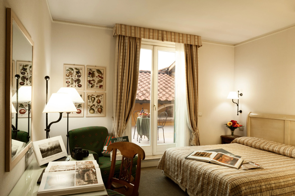 Standard Double room (full double bed)