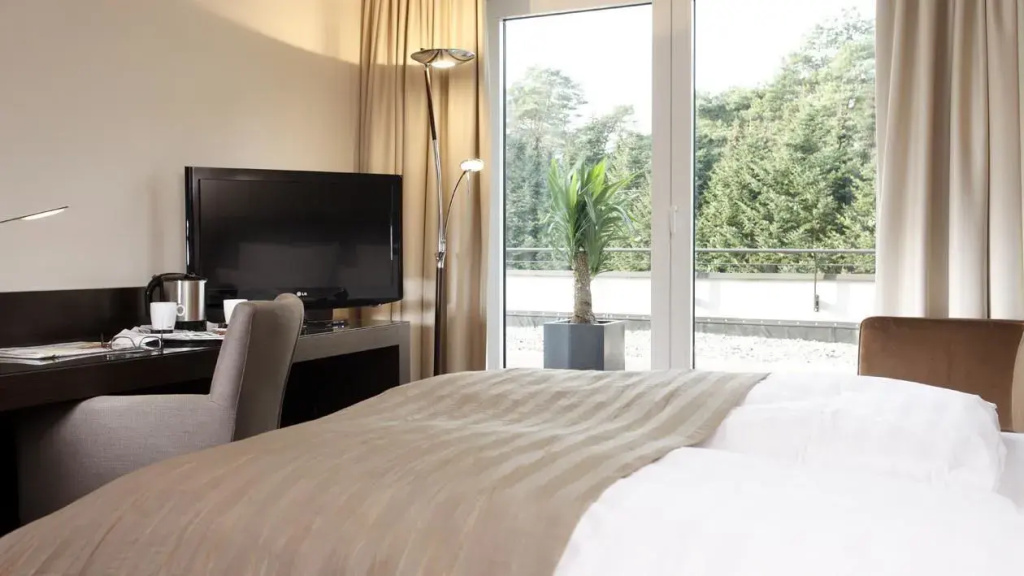 Superior Double room (full double bed)