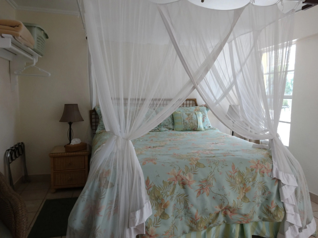 Double Studio (full double bed)