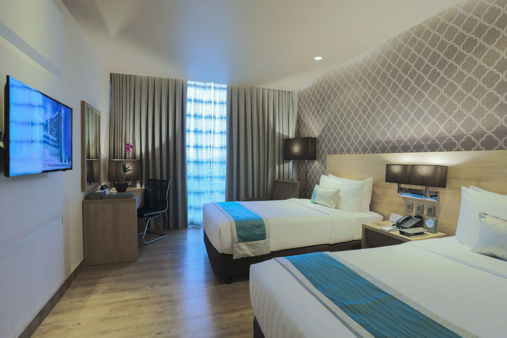 Premier room