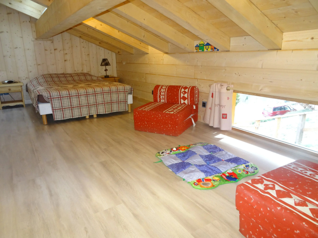 3 Bedrooms Chalet