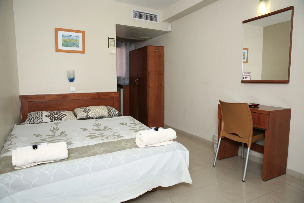 1 Bedroom Standard Double room (full double bed)