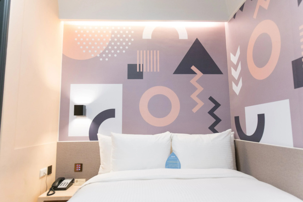Economy Double room with city view (full double bed)