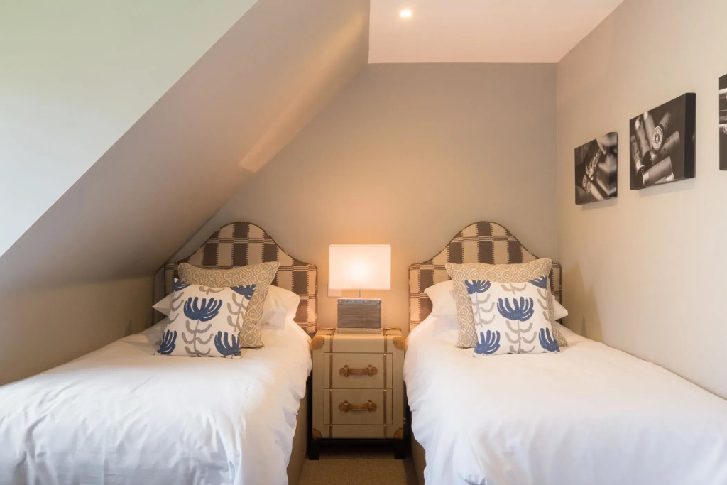 Standard Double room twin beds