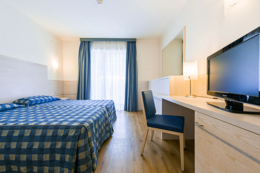 Classic Triple room