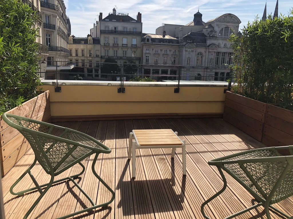Executive Double room with city view (full double bed)