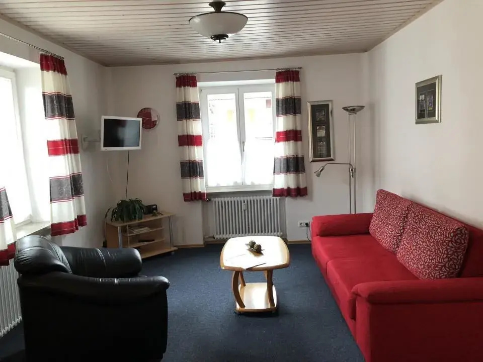 1 Bedroom Apartment with mountain view