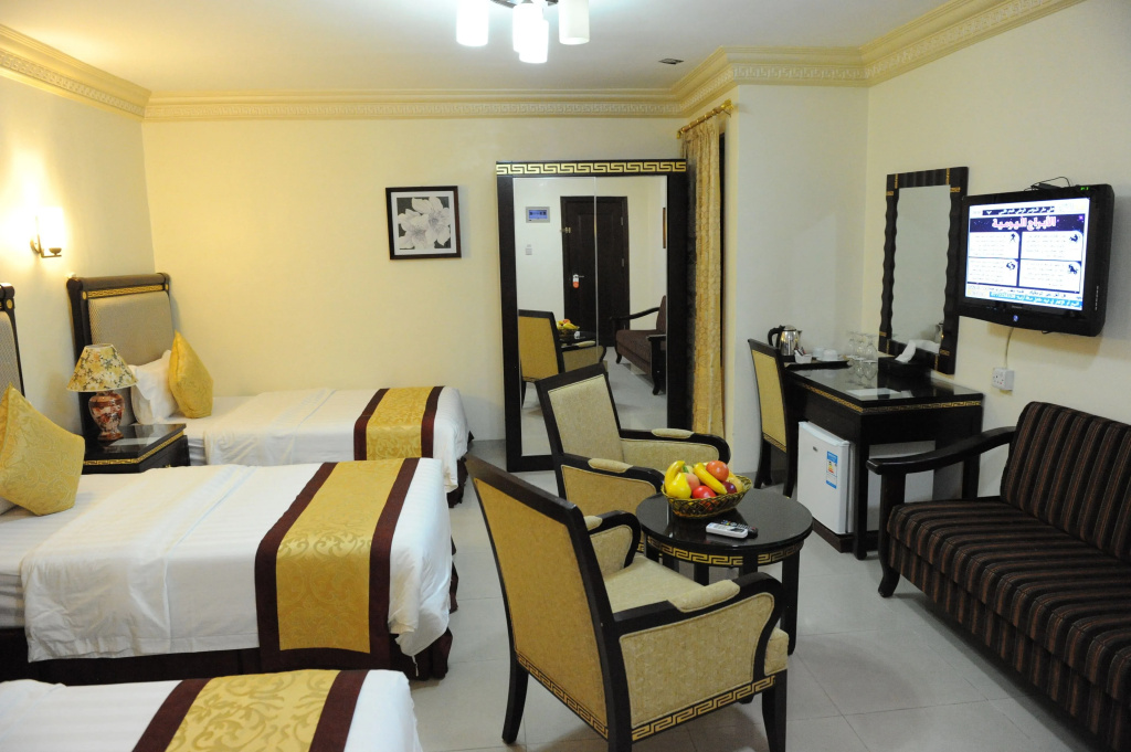 Standard Triple room