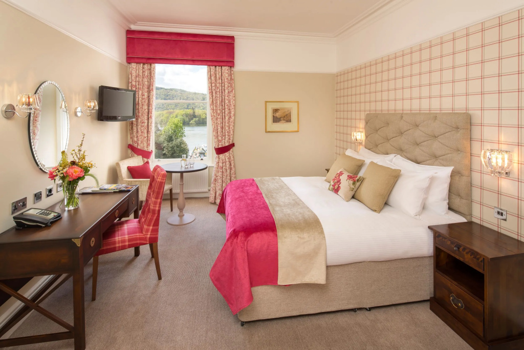 Standard Double room with garden view (full double bed)