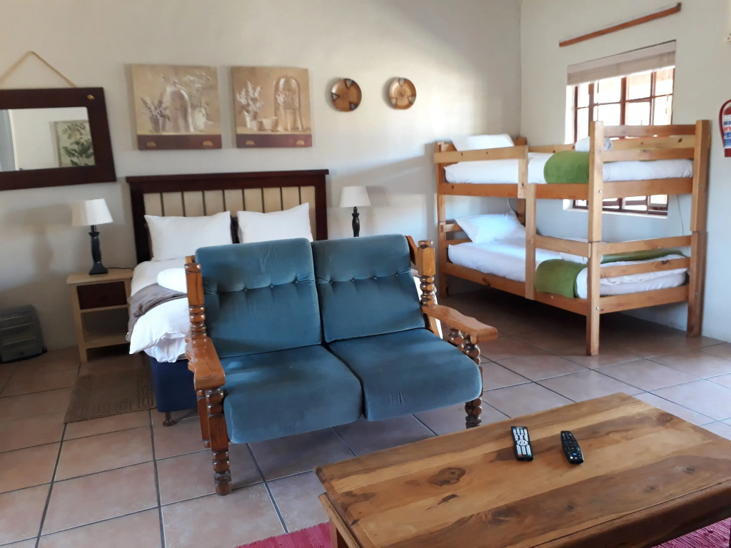 1 Bedroom Standard Family room